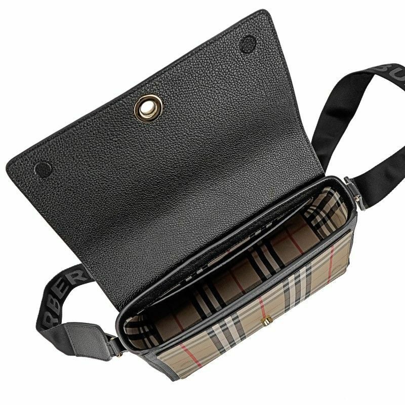 バーバリー BURBERRY ショルダーバッグ レディース ブラック 8021110 BLACK