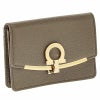 フェラガモ Ferragamo カードケース レディース ガンチーノ グレー 22D198 0714931 CARAWAY SEED