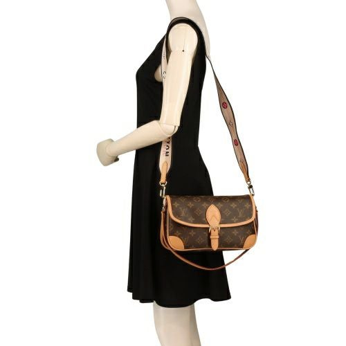 LOUIS VUITTON ルイヴィトン ショルダーバッグ モノグラム ディアヌ NM PM ブラウン M45985