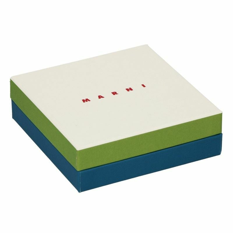 ​【12月中処分】定価33万 マルニ最高峰ロイヤル 5点セット 関東圏 MARNI（マルニ） 二つ折り財布 PFMOQ14U28 LV520 レディース