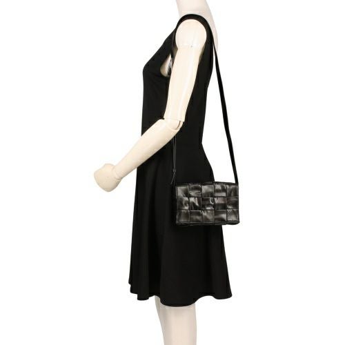 ボッテガヴェネタ ショルダーバッグ レディース スモール カセット ブラック BOTTEGA VENETA 717587 VCQ71 8803