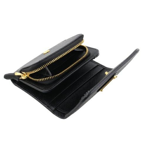 プラダ 三つ折り財布 レディース サフィアーノ トライアングルロゴ