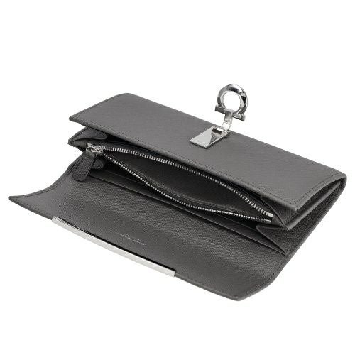 FERRAGAMO グレー レザー 長財布 Salvatore Ferragamo フェラガモ FERRAGAMO 長財布 ガンチーノクリップ