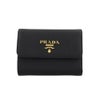 プラダ 三つ折り財布 コンパクト財布 レディース サフィアーノメタルオロ ブラック PRADA 1MH025 QWA F0002 NERO