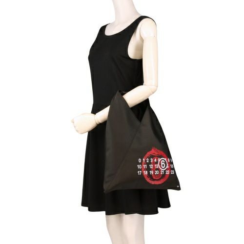 エムエム 6 メゾンマルジェラ ショルダーバッグ レディース ジャパニーズバッグ JAPANESE BAG ブラック MM6 Maison Margiela S54WD0043P7364 T8013 BLACK+PRINT