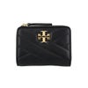 トリーバーチ 二つ折り財布 レディース キラ KIRA CHEVRON BIFOLD WALLET ブラック TORY BURCH 153121 001 BLACK