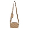 ゲス ショルダーバッグ レディース LATONA II / CAMERA CROSSBODY ブラウン GUESS SG869113 LATTE LOGO