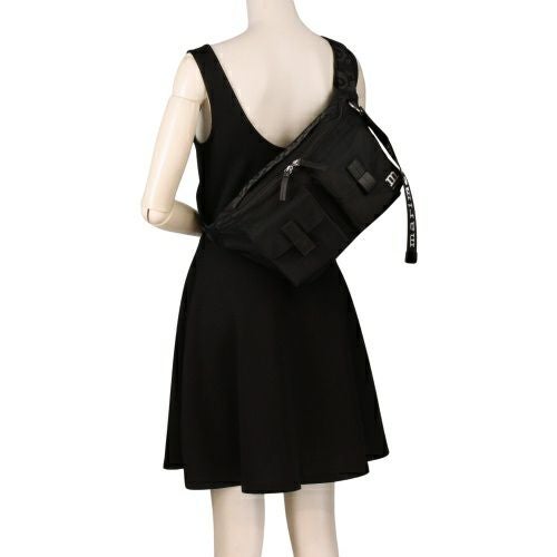 マリメッコ ボディバッグ レディース SLING BAG M SOLID ブラック marimekko 94618 009 BLACK