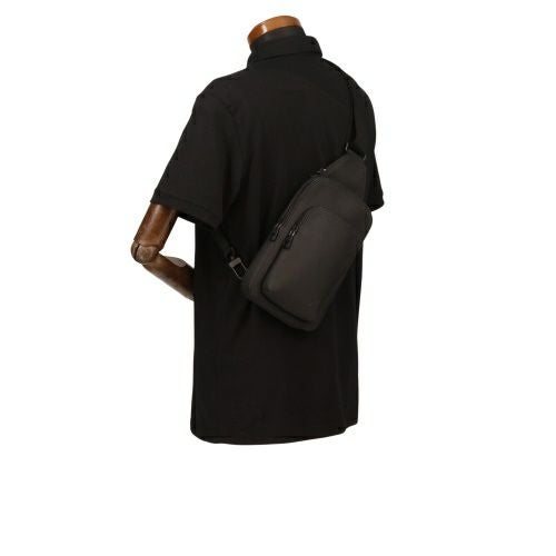 ルイヴィトン ボディバッグ アエログラム アヴェニュー・スリングバッグ PM ブラック LOUIS VUITTON M15255