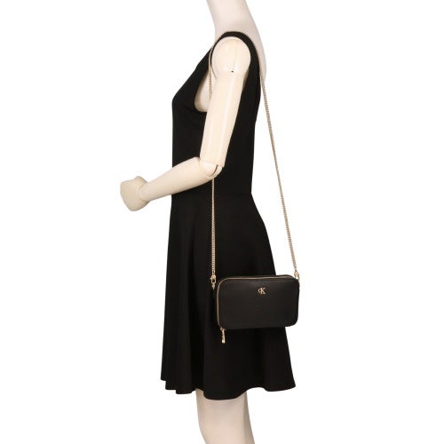 カルバンクライン ショルダーバッグ レディース MINIMAL MONO CAMERA BAG ブラック Calvin Klein LV04K1086G UB1 BLACK