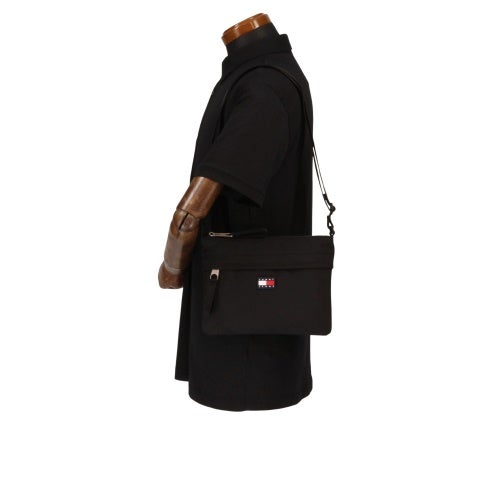 トミー ショルダーバッグ レディース TJM URBAN SACOCHE ブラック TOMMY HILFIGER AM0AM13558 BDS BLACK