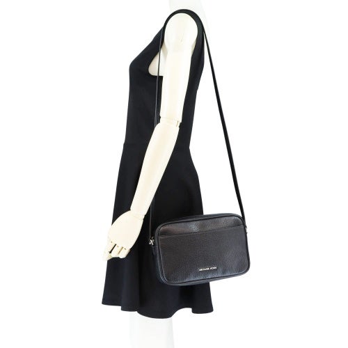 マイケルコース ショルダーバッグ レディース Jet Set Large Pebbled Leather Camera Crossbody Bag ブラック MICHAEL KORS 35R6STVC7L BLACK