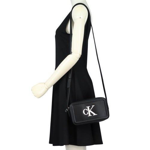 カルバンクライン ショルダーバッグ レディース BOLD CK CAMERA BAG ブラック Calvin Klein LV04F3220G BLACK/WHITE