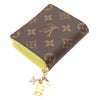 ルイヴィトン 二つ折り財布 レディース モノグラム ポケットウォレット・LV チャーム イエロー LOUIS VUITTON M29791 サンフラワーイエロー