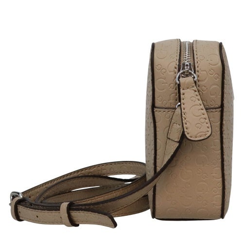 ゲス ショルダーバッグ レディース LILIA MINI CAMERA CROSSBODY ブラウン GUESS SE355870 TAU TAUPE